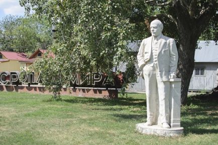 9 mítoszt Lenin emlékmű (méter magasságban az emlékmű) 9 Tévhitek az emlékmű Lenin