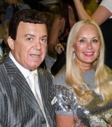 Alla Pugacheva la felicitat pe Josef kobzon cu o nuntă rubinică