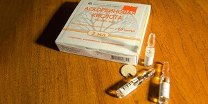 Acidul ascorbic în fiole pentru preparate injectabile și instrucțiuni pentru utilizare și dozaj, preț și recenzii