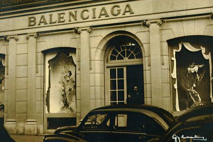 Balenciaga, Cristobal, divat enciklopédia