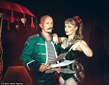 Brita a renunțat la universitate de dragul performanței de circ, unde își dă unghiile în nasul tatălui ei -