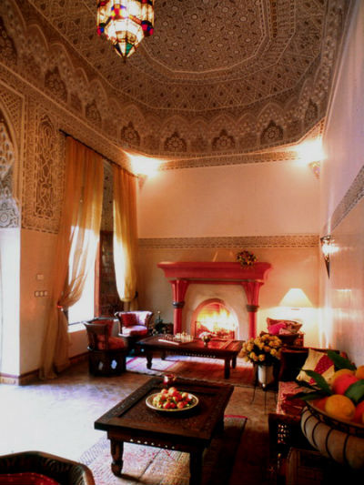 Чарівна вітальня в марокканському стилі (більше 35 фото)