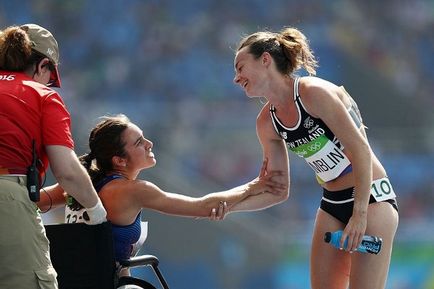 Дві бігунки зіткнулися під час забігу на олімпіаді
