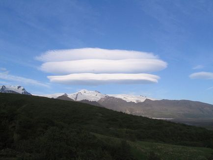 двоопуклі хмари