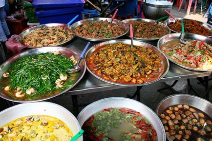 Élelmiszer Thaiföldön, mit kipróbálni egy útra, loveyouplanet