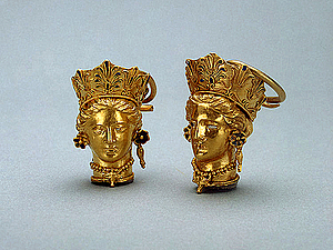 Galerie de bijuterii din aur grecesc
