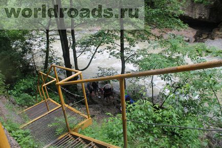 Гуамское ущелині - краснодарський край, Апшеронський район, дороги світу