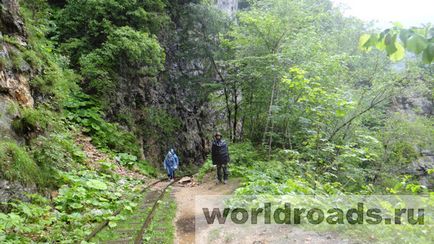 Гуамское ущелині - краснодарський край, Апшеронський район, дороги світу