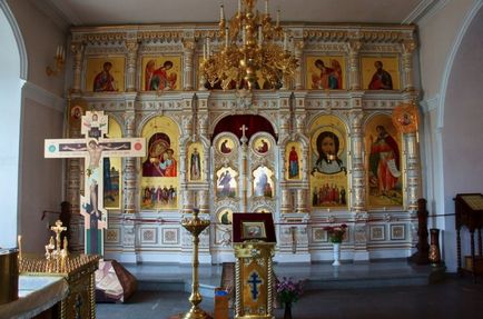 Istoria Catedralei Sfânta Treime este Kamensk-Uralsky