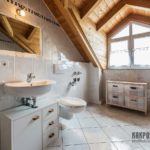 Cum este o baie în casa din lemn o tehnologie de construcție și finisaje