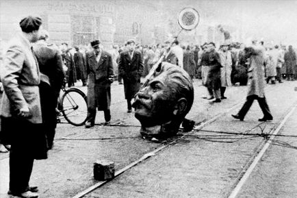 Як Ленін власноручно руйнував пам'ятник «геть його з очей, на звалище! »