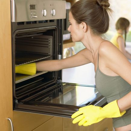 Як очистити духовку