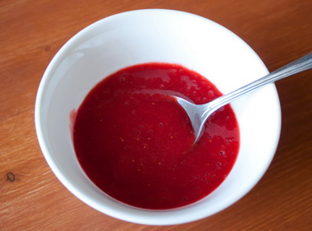 Cum să gătești o panna cotta de căpșuni - o rețetă dovedită pas cu pas cu o fotografie pe un blog delicios