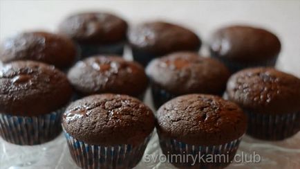 Főzni csokoládé muffin egy lépésről lépésre recept fotók