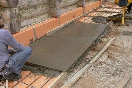 Як зробити вимощення фундаменту з бетону