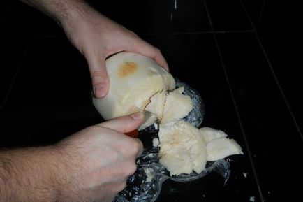 Cum să deschidem o nucă de cocos verde cu mijloace improvizate - sicle de michael