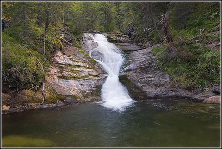 Cascada cascadelor de pe râul Shinok este cel mai mare punct de reper natural din districtul Solonexhen