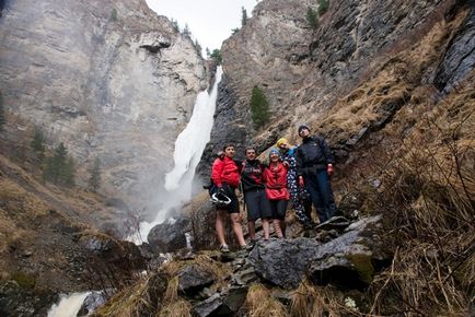 Cascada cascadelor de pe râul Shinok este cel mai mare punct de reper natural din districtul Solonexhen