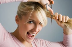 Коли стригти волосся жіночі таємниці