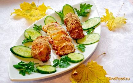 Carne de pui cu brânză de șuncă și rețetă de ananas cu o fotografie