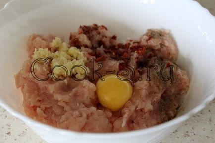 Csirke roll koreai sárgarépa - lépésről lépésre recept fotókkal, csirke ételek