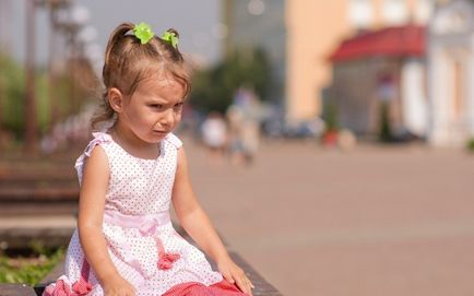 Мама, купи! Психолог Петрановська пояснює, навіщо дітям так багато іграшок