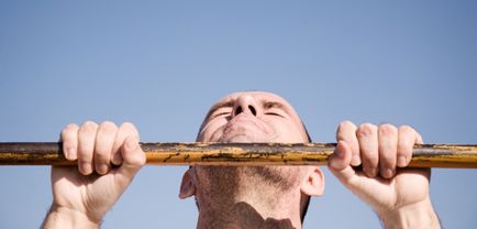 Martie pe bar 10 secrete de un pull-up ideal