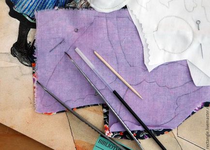 Maestru-clasa pe crearea unei păpuși textile-broșă