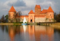 Am nevoie de un pașaport pentru Kaliningrad cu avionul, trenul, feribotul și mașina