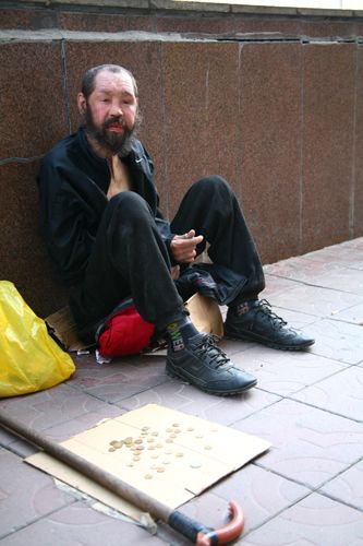 O zi din viața persoanelor fără adăpost (30 fotografii)