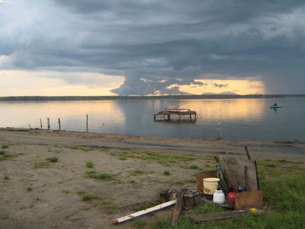 Lacul marelui lac Kremenkul din regiunea Chelyabinsk