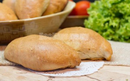 Pite 15 percig (a sütőben vagy serpenyőben) - egyszerű receptek (sütemények) Pite 15 percig (a sütőben vagy serpenyőben) - egyszerű receptek