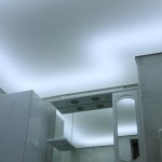 Megvilágítása a mennyezet a fürdőszobában fajtái és jellemzői