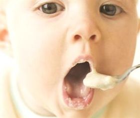 Раціон харчування немовляти в 6 місяців