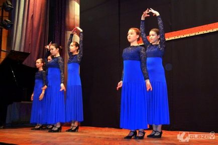 Senhorita dansează flamenco ... oh, draga mea