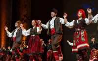 Dansul sârb este un colo, primăvară rusnextă