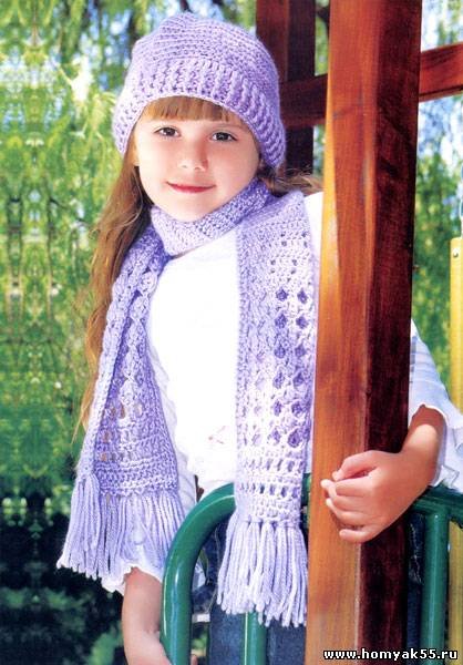 Capul croșetat pentru fete un model de tricotat de iarna caldă și pălării de toamnă