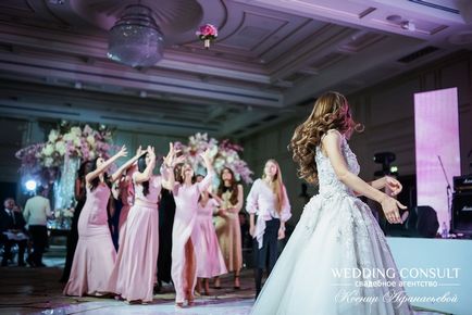 Весілля сади Клода Моне - портфоліо весільного агентства wedding consult