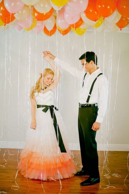 Nunta in stil portocaliu este suculenta si apetisanta sub titlul de nunti tematice, mireasa luminata