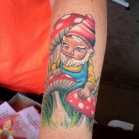 Tatuaje cu gnomi - tatuaje pe