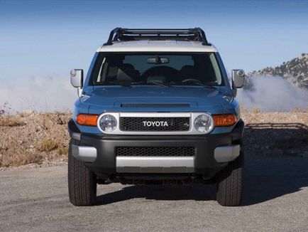 Toyota FJ Cruiser árak, áttekintésre, képek, üzlet, videó, tesztvezetés felülvizsgálat