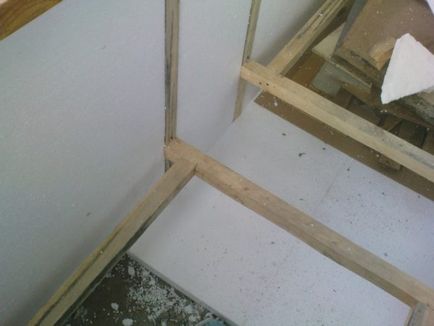 Утеплення підлоги Піноплекс в дерев'яному будинку по грунту і по лагам
