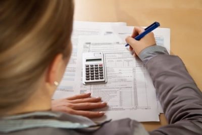 Plăți pentru reducerea salariatului care este compensația pentru calcularea plății compensației