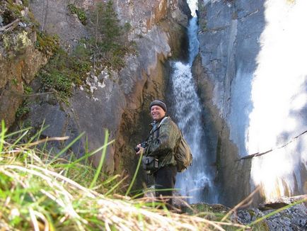 Cascade pe râul Shinok - este un mirage blând, salt dublu și girafă