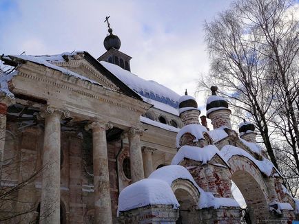 Traseele Volokolamsk și Yaropolets, coordonează o descriere a modului de a ajunge acolo cu mașina și pe jos