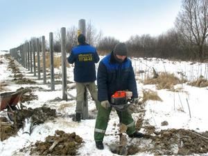 A kerítés készült, milyen anyagokat lehet tenni a haza és a kerítés építési technológia - könnyű