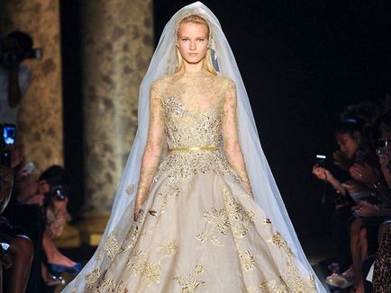 Золоте плаття нареченої вибираємо оригінальне вбрання на весілля