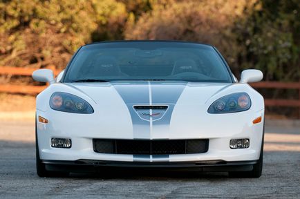 2013 Chevrolet corvette fotografie, preț, specs, autonews