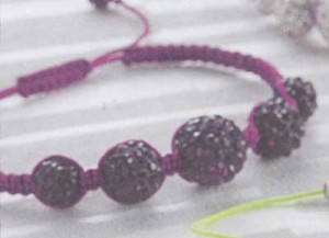 Bratara Shamballa cu mainile proprii