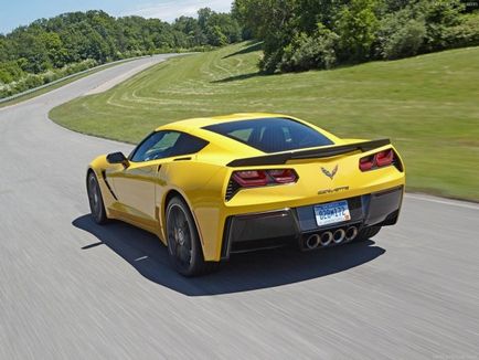 Chevrolet corvette c7 stingray - recenzie pentru Rusia